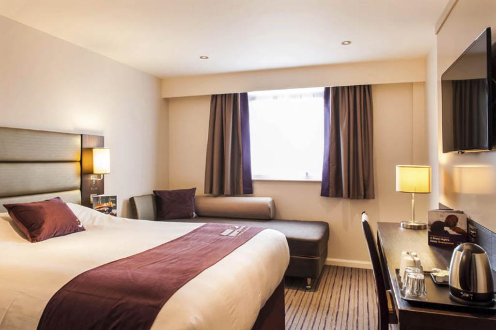 Premier Inn Bodmin Exteriér fotografie